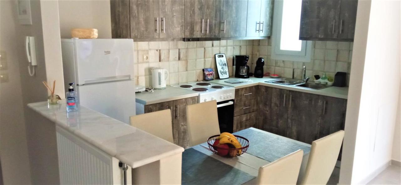 Artemis Suites Volos Esterno foto